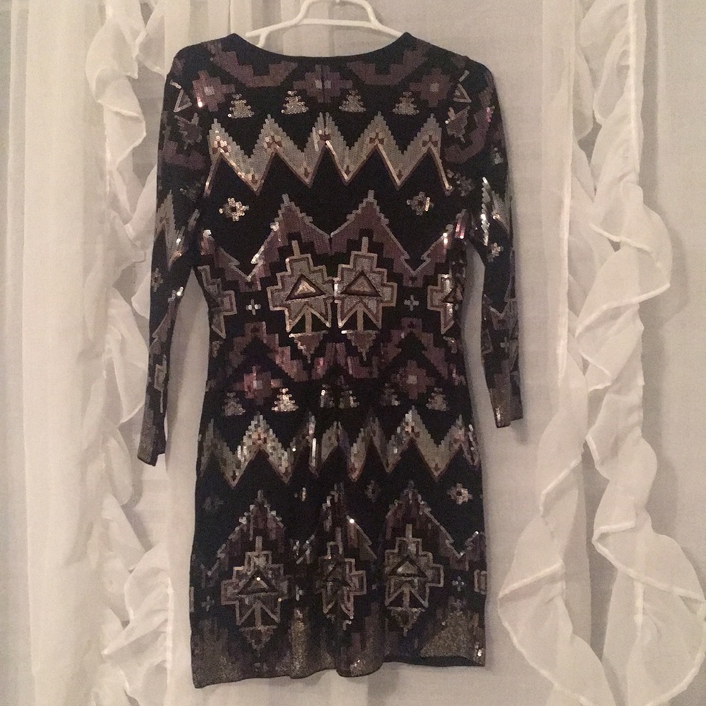 Express Sequence Dress - Picture 2 of 2